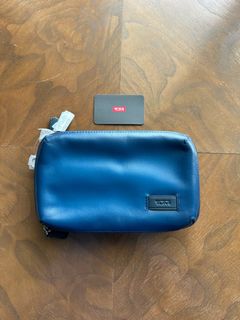 Tumi Nassau Triple Zip Clutch Whiskey Burnished Men s Fashion Bags Belt bags Clutches and Pouches on Carousell