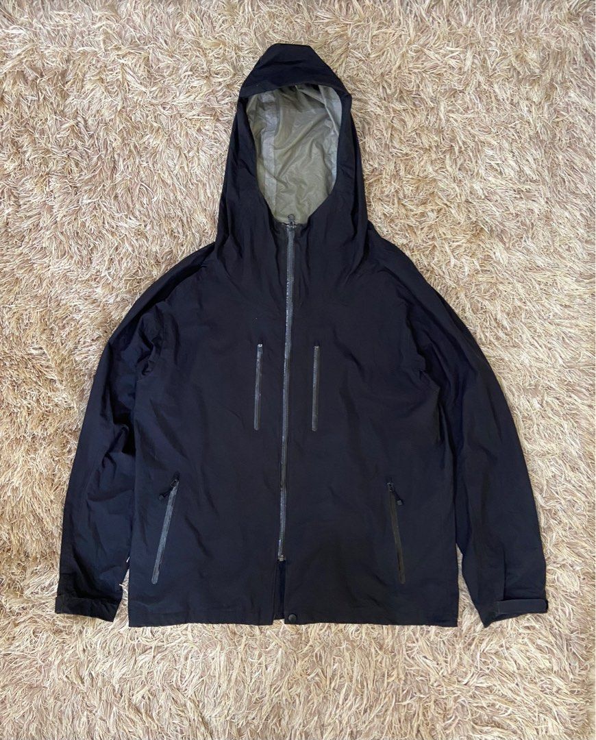 Uniqlo Blocktech Waterproof Jacket