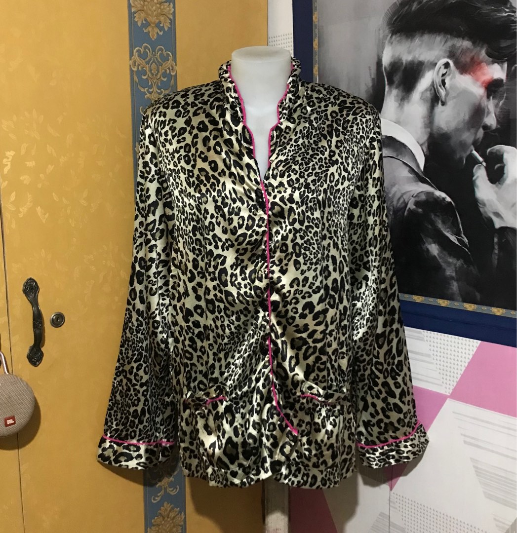 Vintage 90’s Victoria’s Secret animal print top