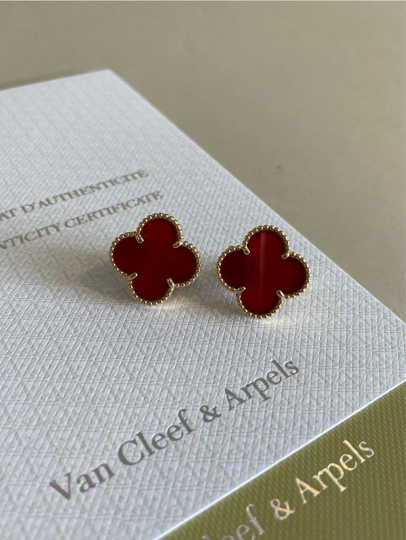 Alhambra earrings top