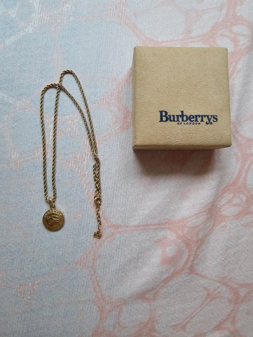 Burberry Necklace Vintage (Category: Luxury Accessories) located in Davao. Submitted by declutter14 (Listing ID 1261655898, Image 1). Description: SUPER RARE Vintage Authentic Burberrys Necklace with box PASS SA BARAT, MAARTE DIRECT SHIPPING SG TO PH SO WAG BARAT MAHAL ANG SF. 8,800FREESF NA.