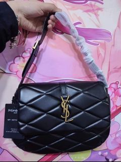 Simplybranded - Chanel VIP Gift Bucket Bag Php 11k only