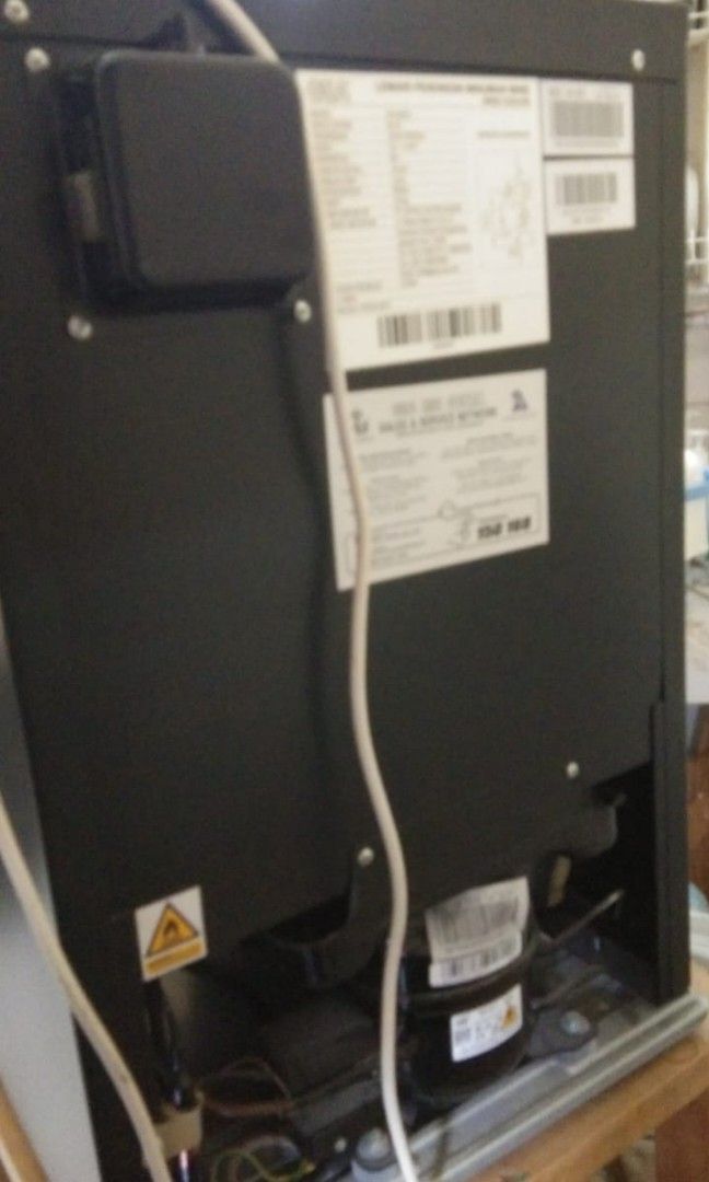 Wine Chiller GEA, Kitchen & Appliances di Carousell