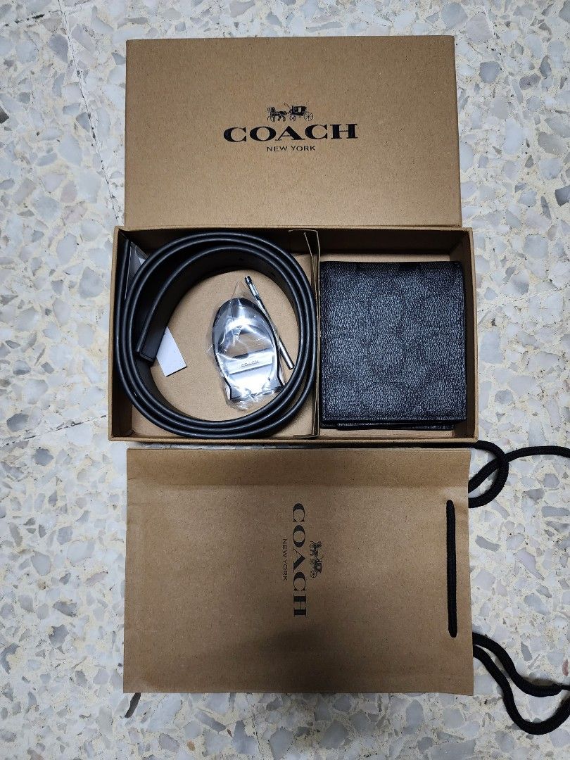 WTS Coach Wallet Cardholder Belt set with box and bag. Perfect as gifts