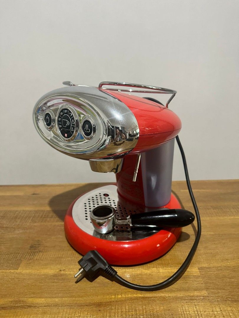 Iperespresso machine clearance