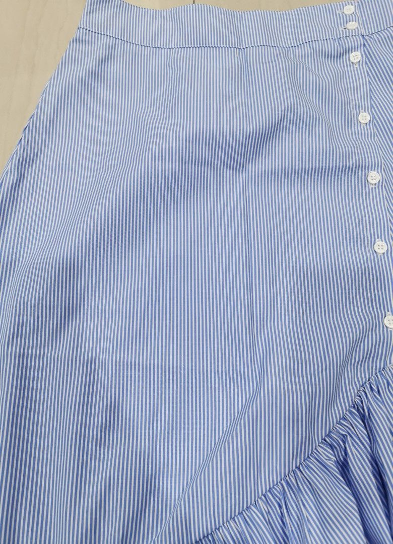 Zara women stripe asymmetrical skirt with buttons in blue Women s