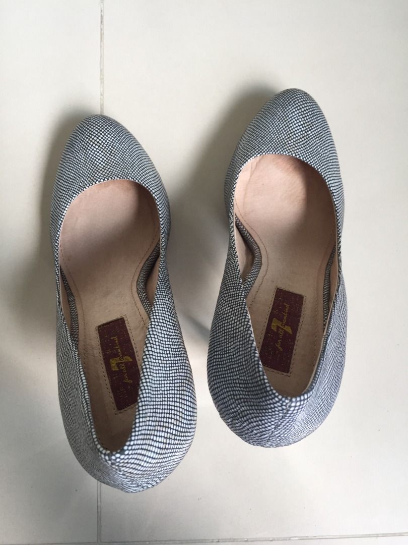 Girls grey pumps sale