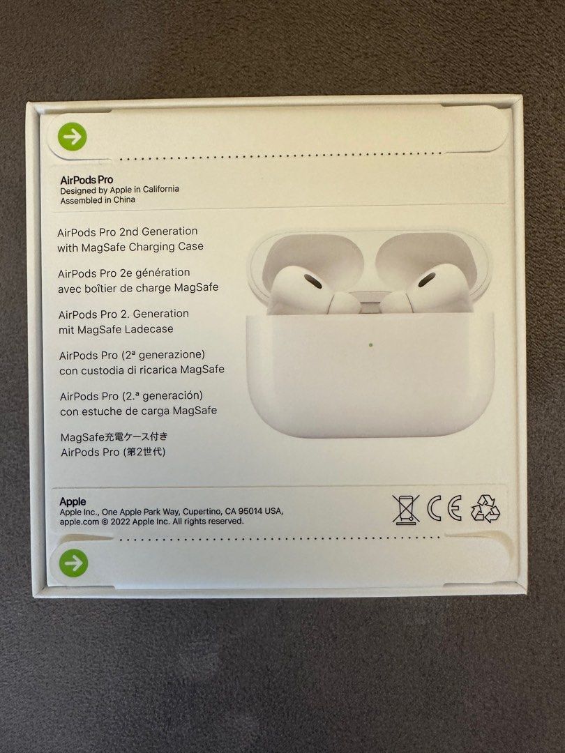 全新) Apple AirPods Pro 2 with MagSafe Charging Case (Lightning