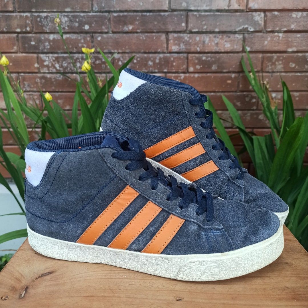 Adidas NEO 2 pasang Fesyen Pria Sepatu Sneakers di Carousell