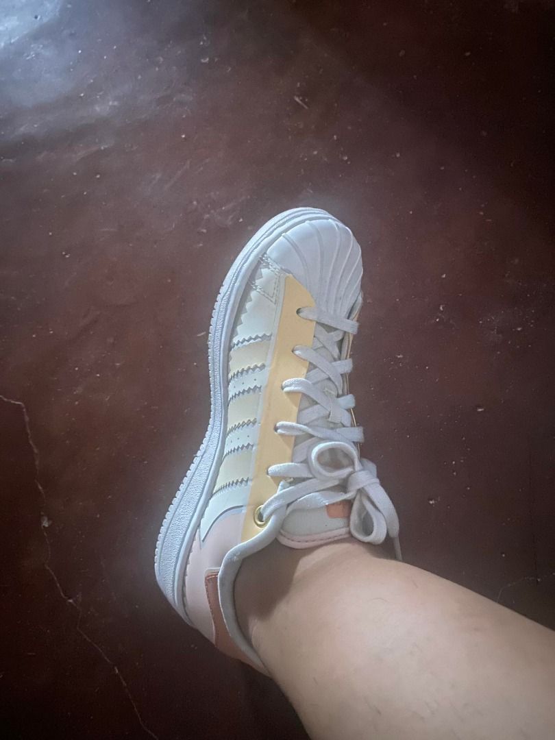 Adidas superstar store colors price