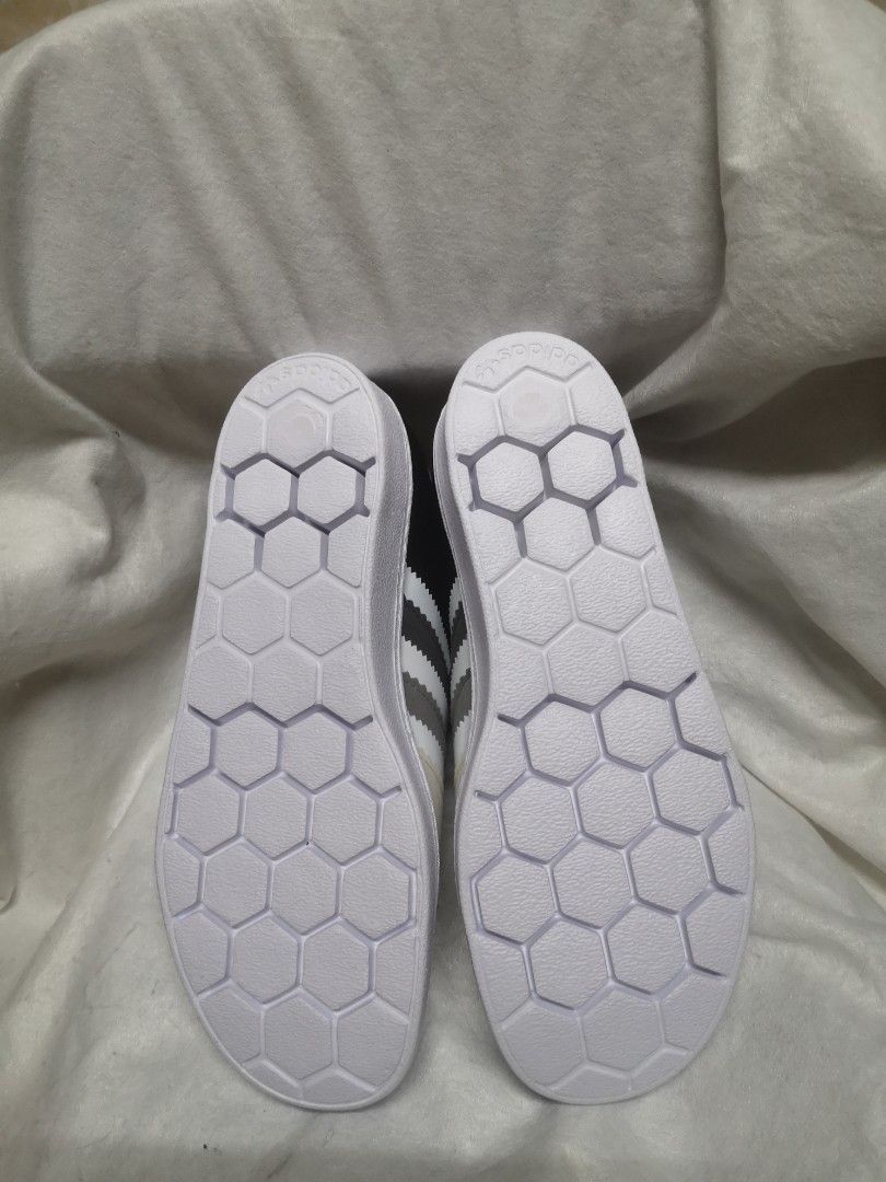 Kid set Adidas superstar 360 UK size 2.5 Newbalance 140cm