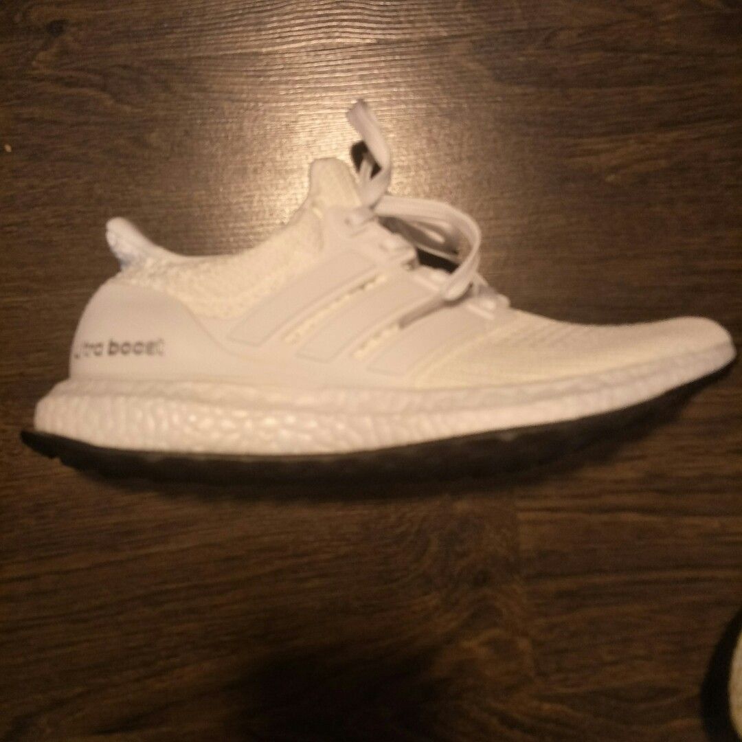 Ultra boost 2.0 triple white online on feet