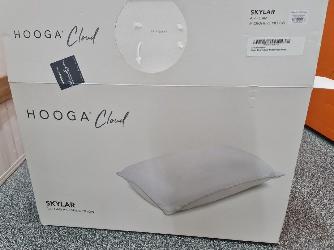 Akemiuchi Hooga Cloud microfiber pillow, Furniture & Home Living