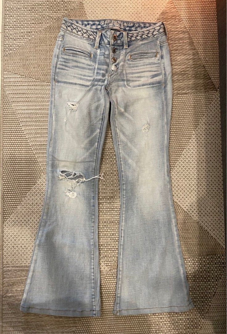 American Eagle Flared Jeans, Women's Fashion, Bottoms, Jeans on Carousell