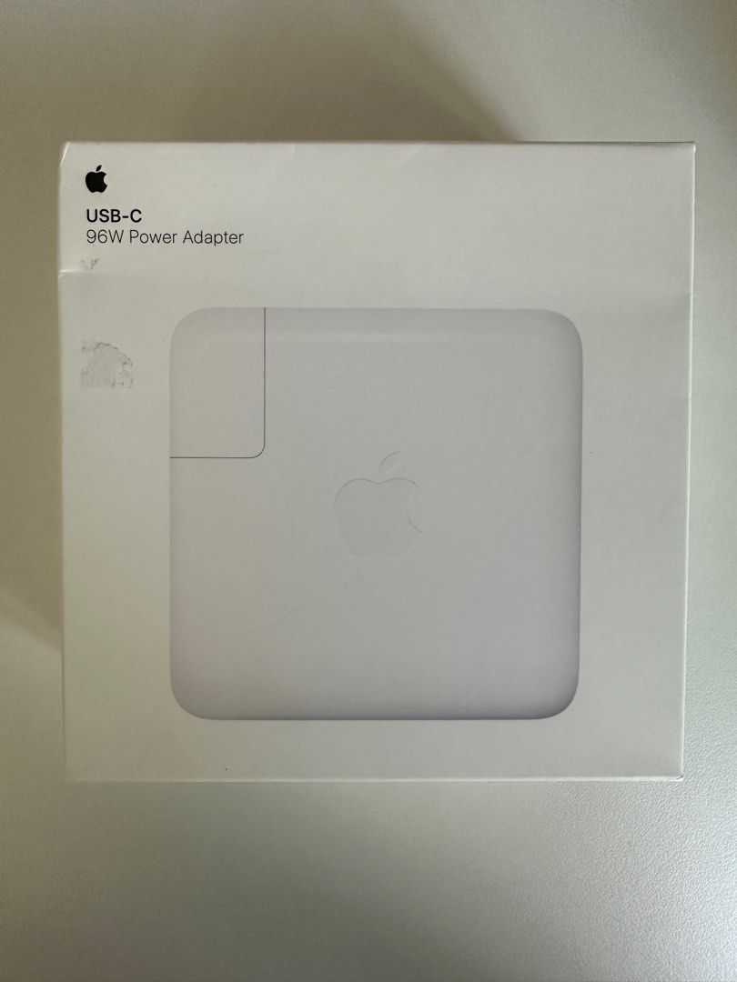 Apple 96W USB-C Power Adapter406116907898654720