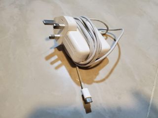 （分類：）位於 。 由 aloutlet 提交（商品編號 1261941072，圖片 1）。簡介： 。