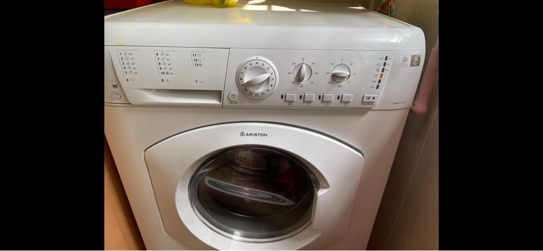 Ariston Washer / Washing Machine Dryer ARM7L125, TV & Home Appliances