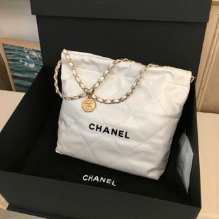 Chanel 22 Shopping Tote Small, Black and White Tweed Gold Hardware, New in  Dustbag MA001