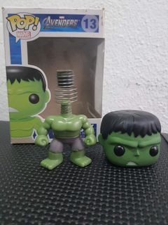 Funko Pop Marvel Avengers The Hulk #13 VAULTED!! Rare! Box Damage IN  PROTECTOR