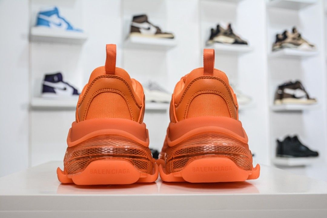 Balenciaga triple s shop clear sole orange