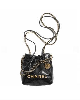 Chanel 22 leather mini bag Chanel White in Leather - 36083773