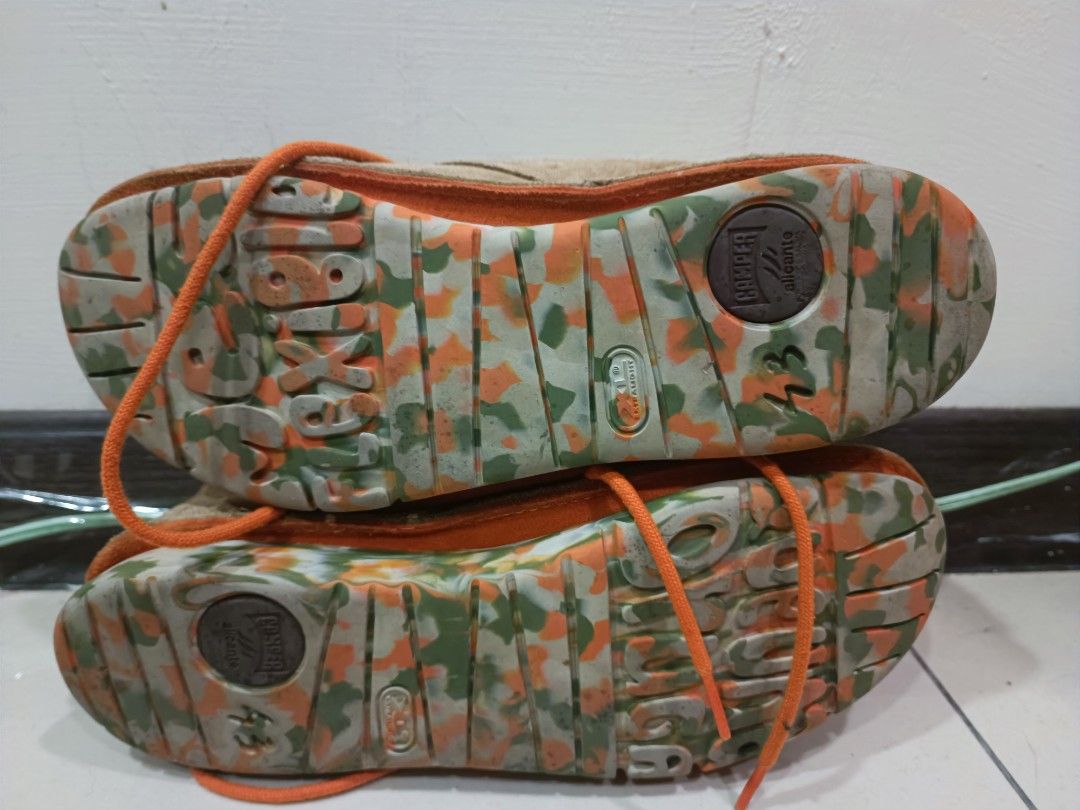 Camper chukka top