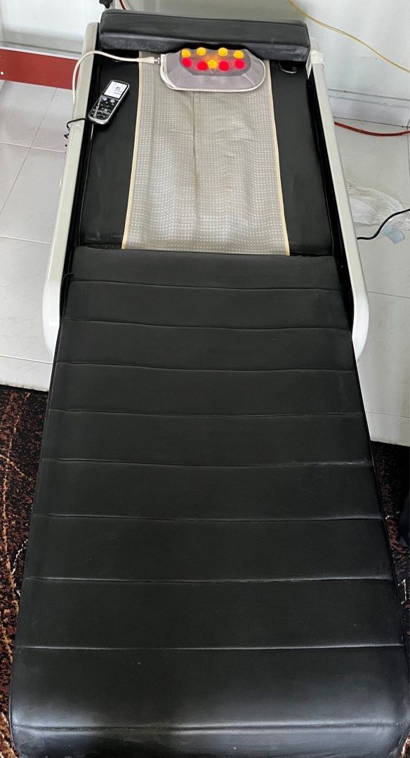 Ceragem Master Medical Massage V3 bed, Health & Nutrition, Massage