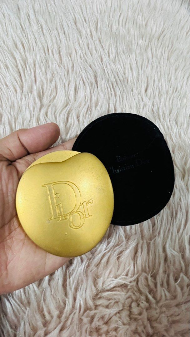 Christian Dior Vanity Mirror Gold Compact Mirror (Category: Face Care) located in Manila. Submitted by luce_stella (Listing ID 1261913124, Image 1). Description: Christian Dior Vanity Mirror Gold Compact Mirror.