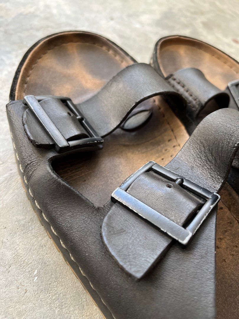 Mens clarks cheap sandals clearance