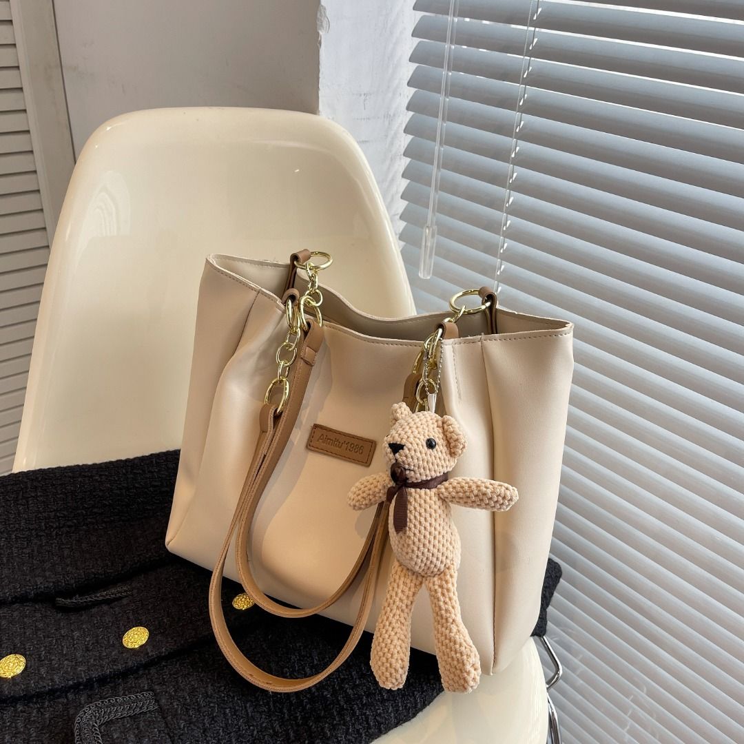 Brand New Trendy Large Capacity Shoulder Bag High Quality