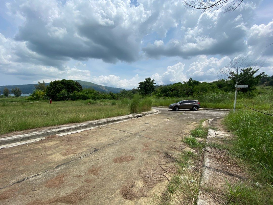 Club Morocco Subic (Category: Lot) located in Quezon City. Submitted by mr.jenz88 (Listing ID 1261827223, Image 2). Description: Beach Lots with beach shares for sale at Club morocco lots phase 1 block 4 lot 5,6,7 Good for building and renting out for air BNB.
