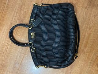 （分類：）位於 。 由 alicem_ 提交（商品編號 1261885345，圖片 1）。簡介： 。