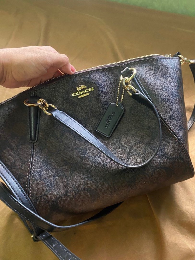 Coach Small Kelsey, Barang Mewah, Tas & Dompet di Carousell