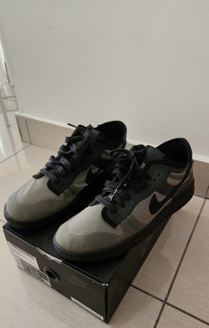 Comme Des Garcons x Nike Dunk Low