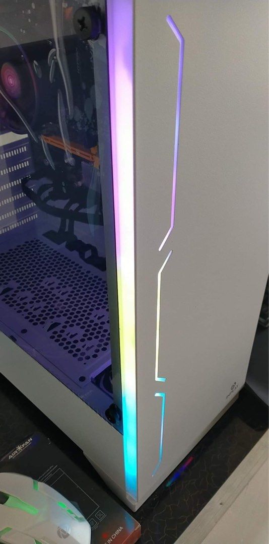 CPU Ryzen 5 (Category: Desktops) located in Cainta. Submitted by jamorie (Listing ID 1261837840, Image 1). Description: AMD RYZEN 5 3400G #4cores #8threds Radeon Vega 11 Graphics BIOSTAR A320 MOTHERBOARD HYPERX 8GB 2666 DDR4 MEMORY KINGSTON 256GBSSD WD / SAMSUNG 500 GB HDD YGT 750W BIG TOP FAN INPLAY / KEYTECH / GAME KMGAMING CASE.