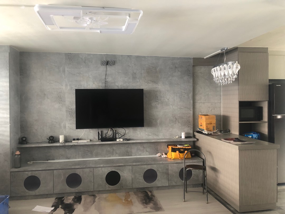 (Category: ) located in . Submitted by CarpenterATWerk (Listing ID 1261896077, Image 1). Description: .