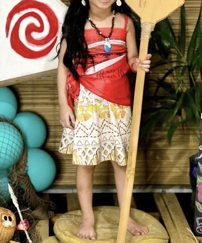 Disney Moana Costume with Maui Hook— for rent only, Babies & Kids, Babies &  Kids Fashion on Carousell