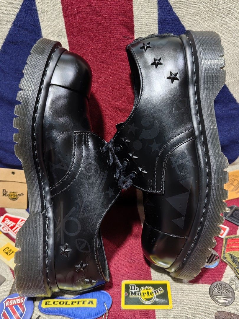 Dr martens deals quito kennedy