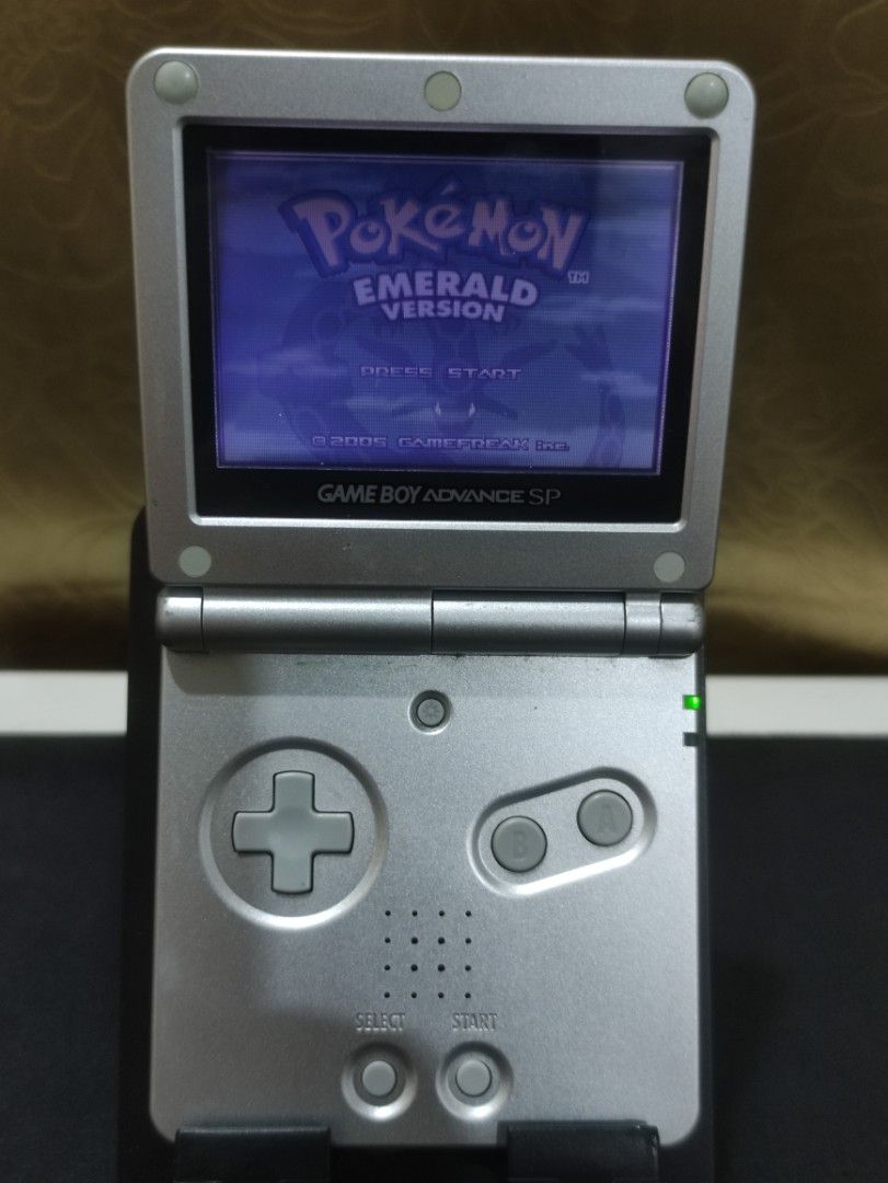 Nintendo GameBoy Advance SP *Choose Your Color* AGS-001 Game Boy