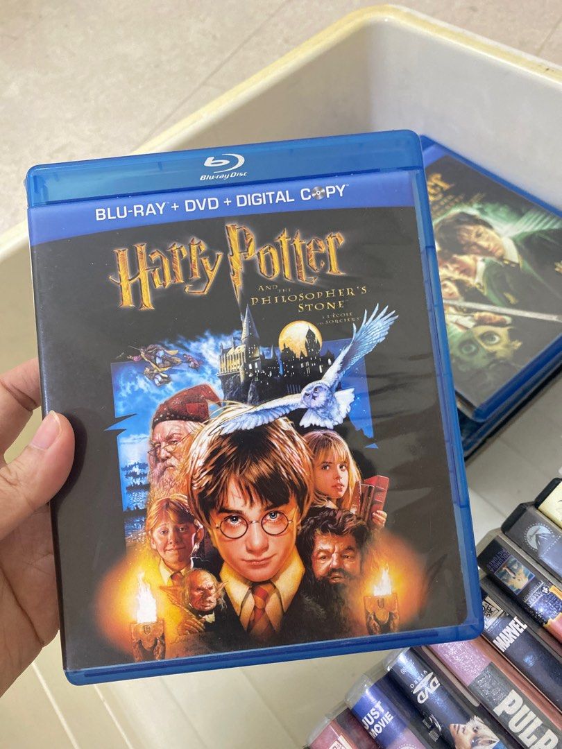 Harry Potter DVD/Blu-ray combo set of movies. Includes all movies in series