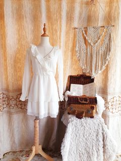 (Category: ) located in . Submitted by chariteecollections (Listing ID 1261855080, Image 1). Description: .