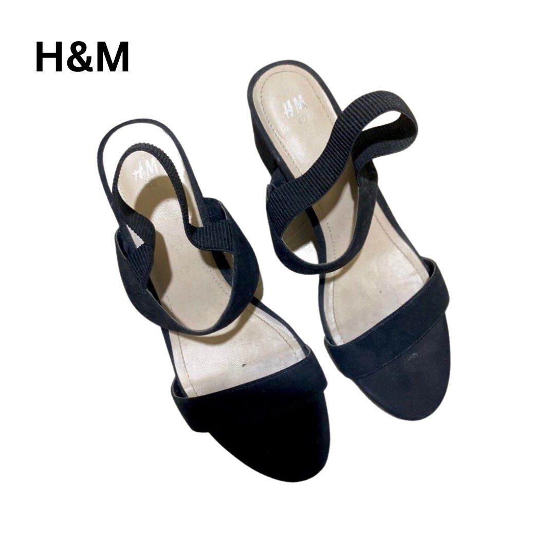 Black heels h and deals m