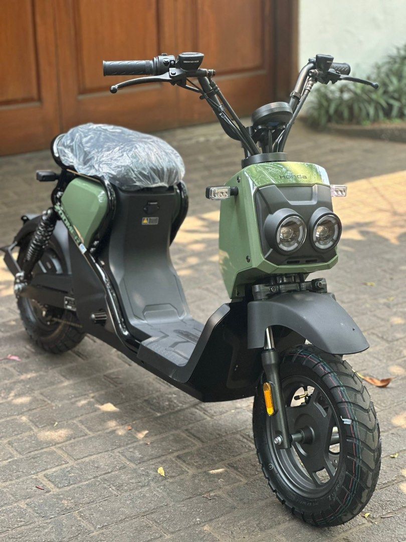 HONDA ZOOMER E BIKE , ELECTRIC BIKE , COMPLETE SET , ( 2023 ) READY