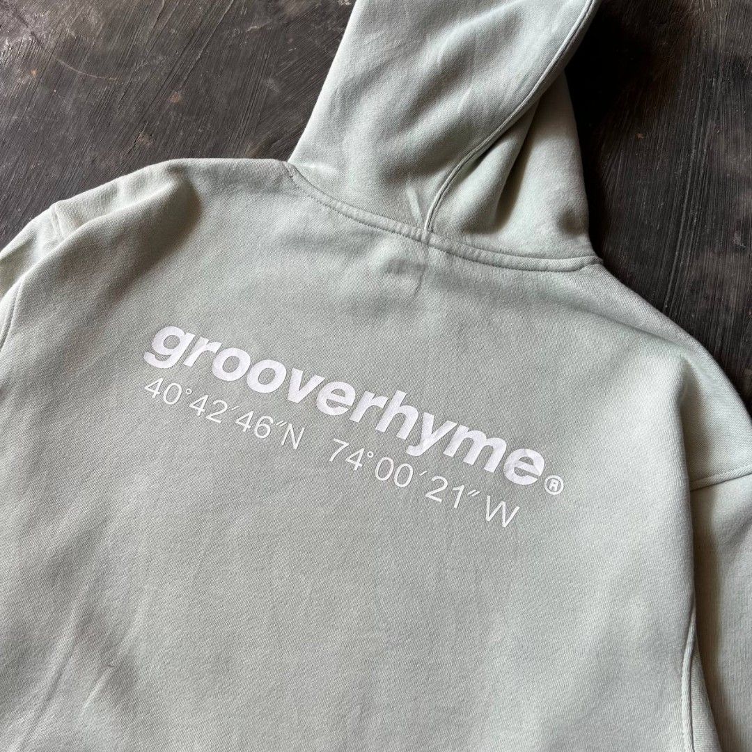 Hoodie Groove Rhyme, Fesyen Pria, Pakaian , Atasan di Carousell