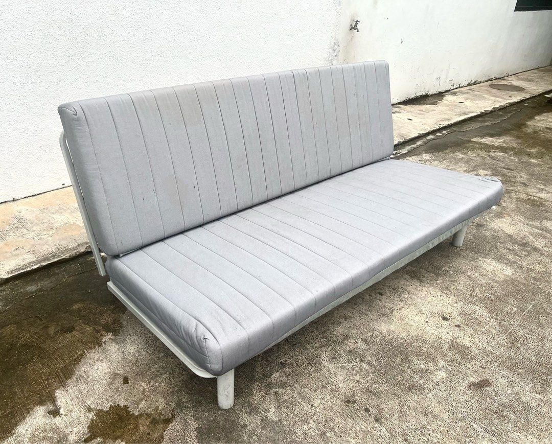 Ikea hotsell metal futon