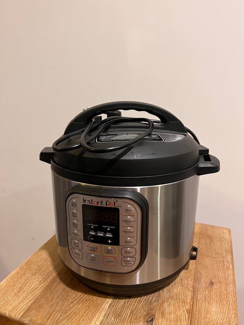 https://media.karousell.com/media/photos/products/2023/10/24/instant_pot_1698146936_5e20b16e.jpg