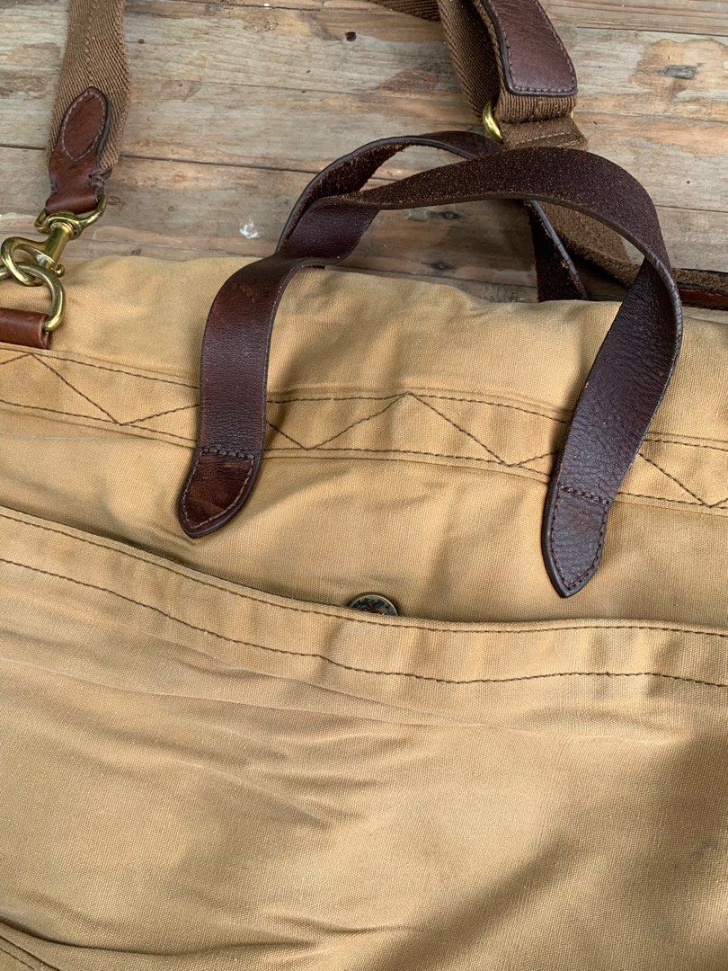 J. CREW ABINGDON MESSENGER BAG Men s Fashion Bags Sling Bags on