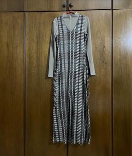 Jaspal dress