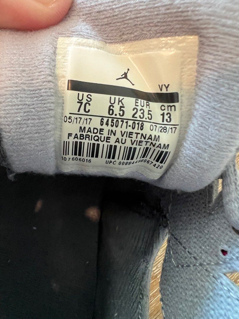 Size 7 kids jordans hotsell