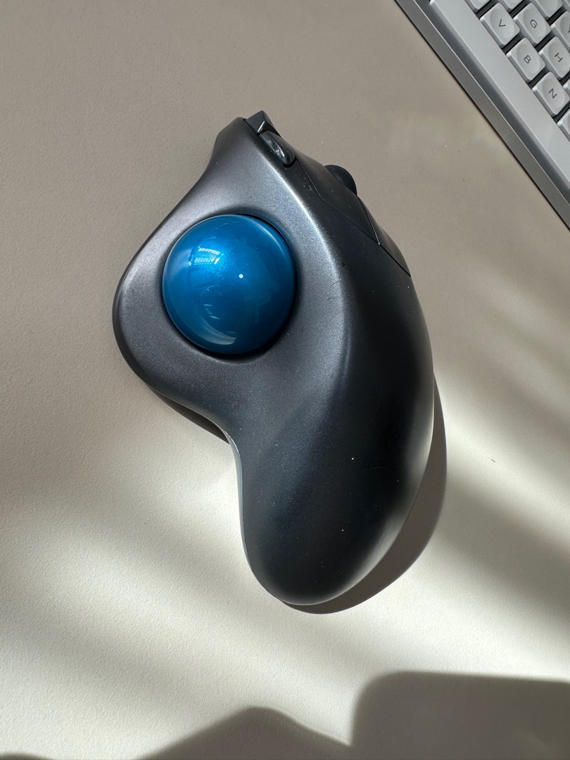 Logitech M570 Trackball, Computers & Tech, Parts & Accessories, Mouse